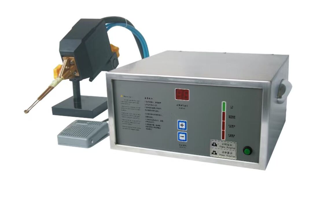 データ保存機能とUSBインターフェースを備えた高度な電気試験装置による電気データ管理