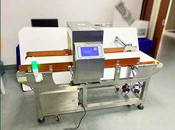 食品加工 メタル検出器 輸送機 HACCP FDA CE 肉パンスナック