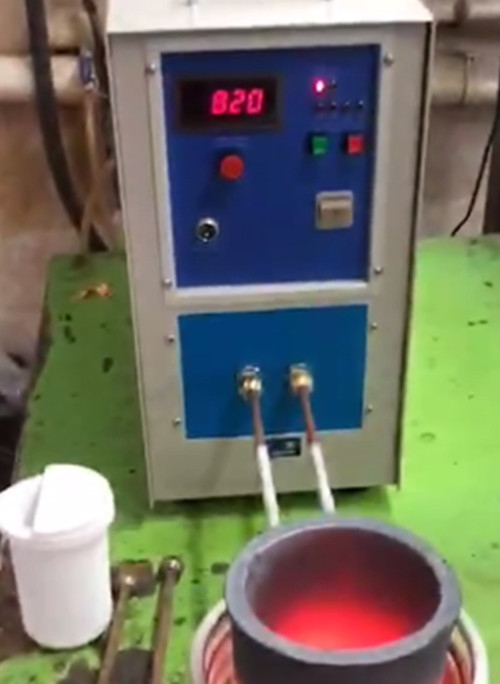 熱し、癒やし、アニールし、溶け、そして溶接のためのPLC 10-30KHZの誘導加熱装置