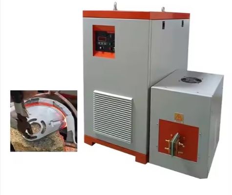 インダクション硬化と硬化機械 改善された硬さと耐磨性を持つ線形ガイドレール